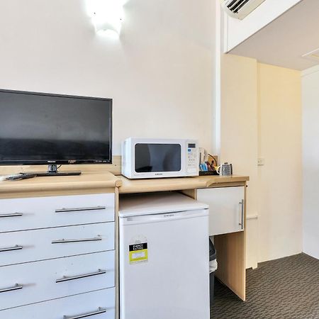 Darwin Poinciana Inn Bagian luar foto